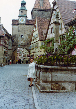 00193_p_14al7q6yx80193
